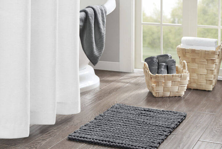 Lasso 100% Cotton Chenille Chain Stitch Rug in Charcoal From Madison Park