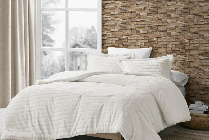 Amara Faux Fur Comforter Set in Ivory From Madison Park