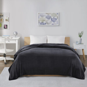 Microlight Plush Oversized Blanket in Black From Intelligent Design