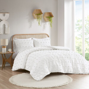 Lucy Clip Jacquard Duvet Cover Set in Ivory From Intelligent Design