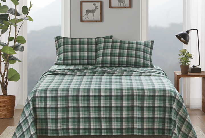 Flannel Sheet Set in Green Plaid From Woolrich